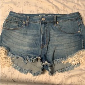 Size 14 Mossimo high-rise shorts